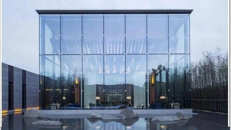 学校用折叠隔断门加盟代理：市场潜力与选型要点